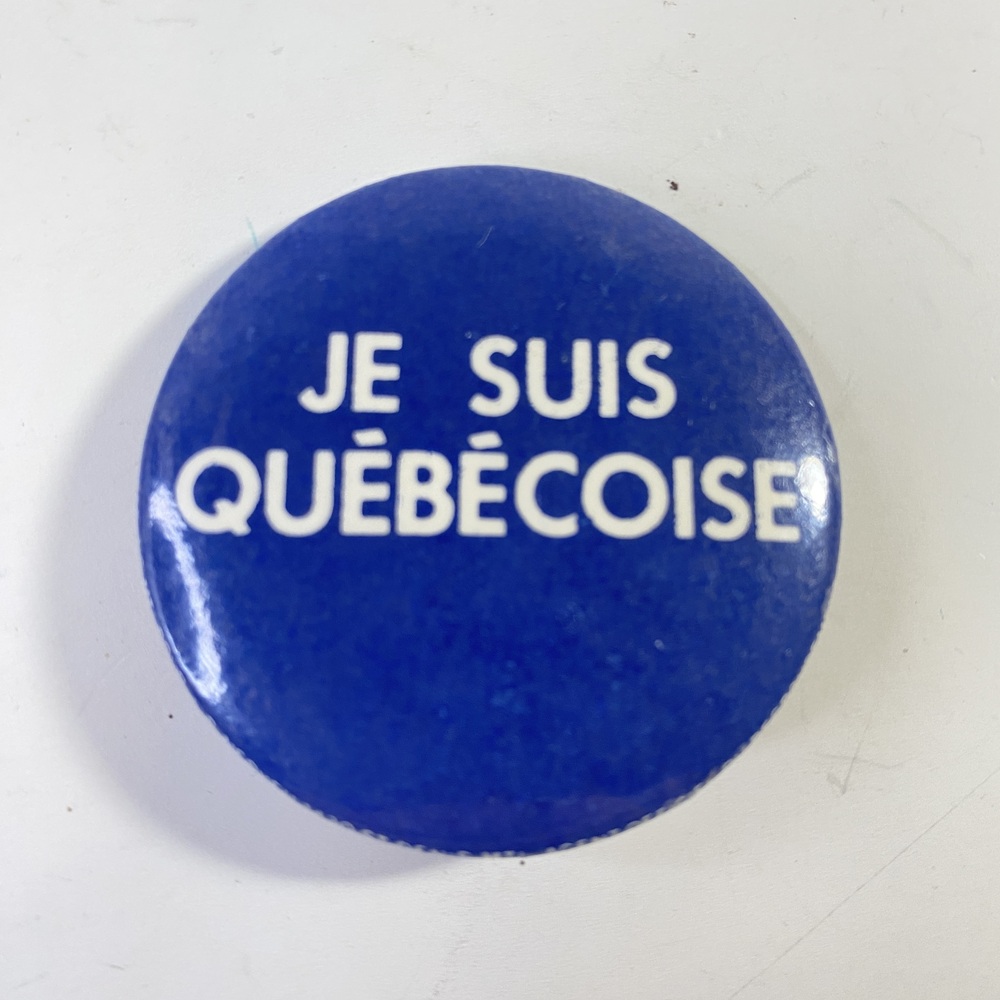 Blue Button Badge